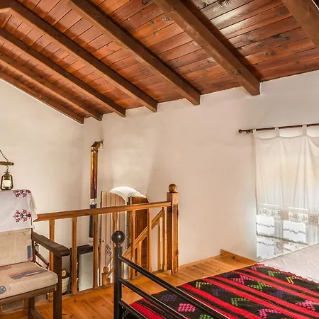 Traditional House Alikampos